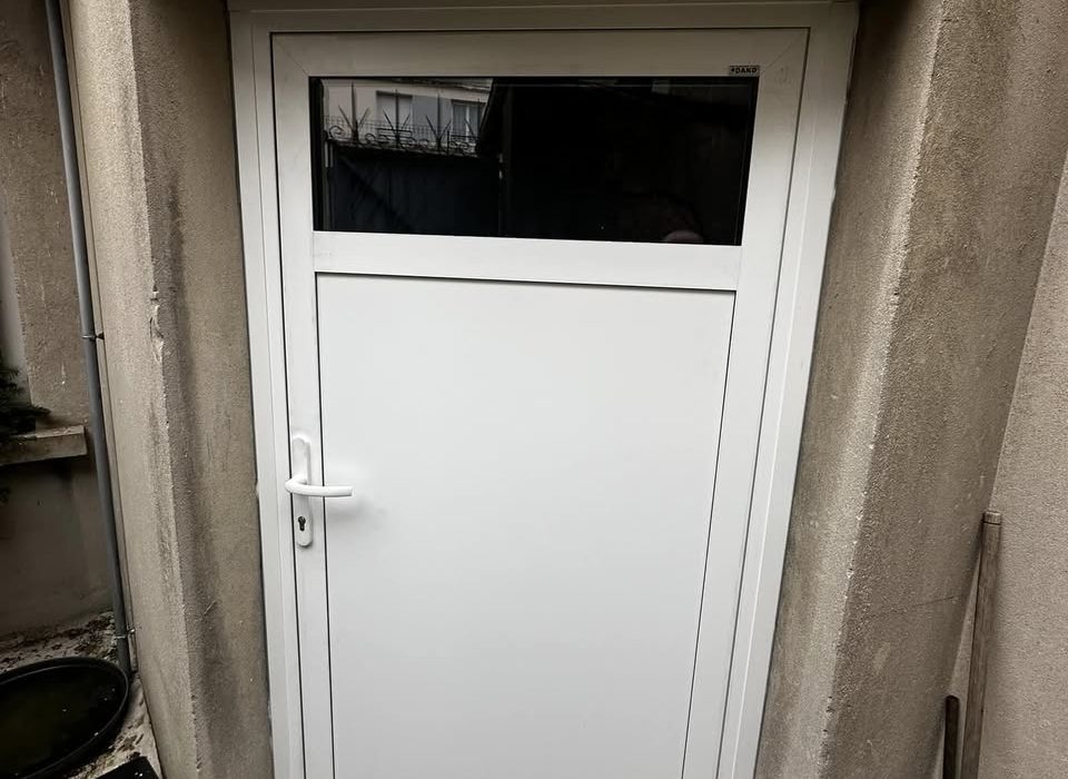 Remplacement porte PVC- Okneo Habitat